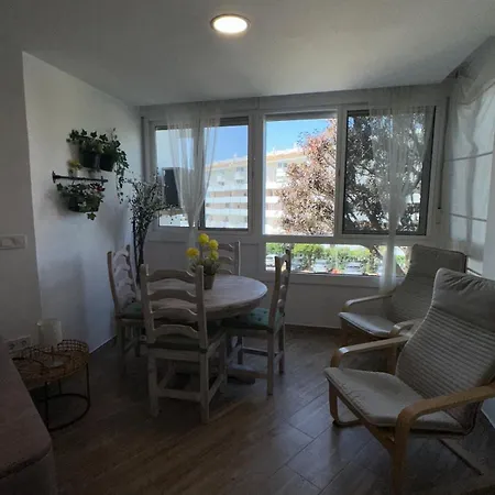 Spacious By The Sea *