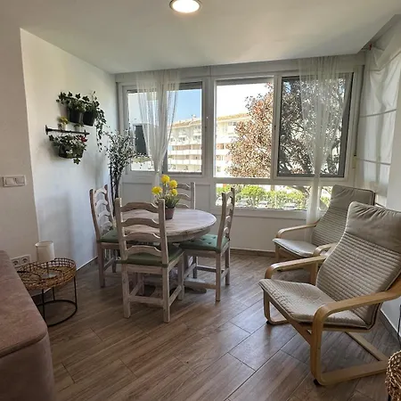 Spacious By The Sea *
